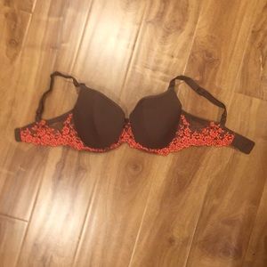 34DD Wacoal Bra